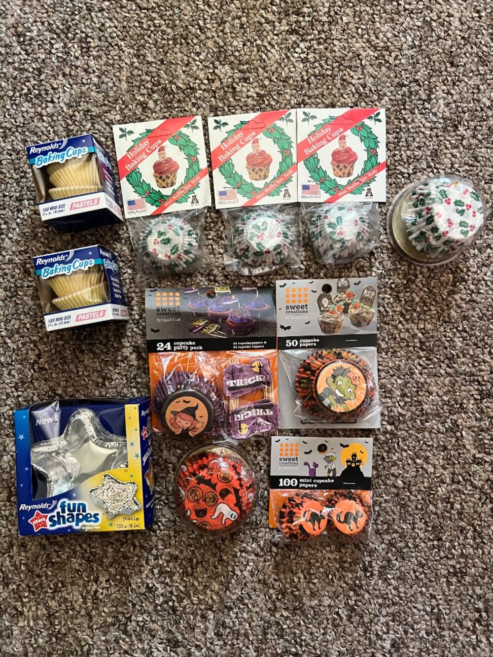 Vintage Lot of Assorted Cupcake Liners Baking Cups